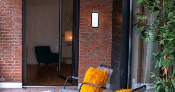 Energy-efficient commercial LED lighting